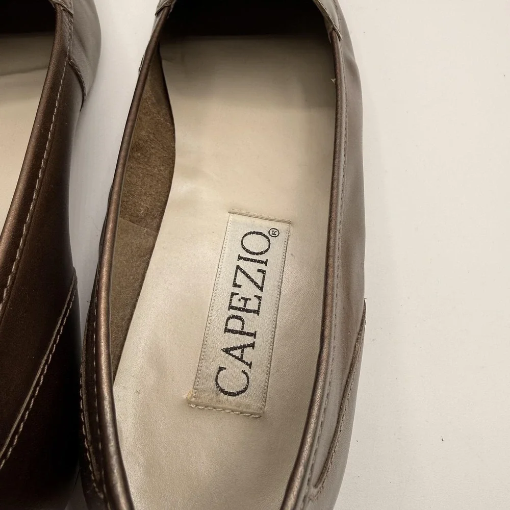 Capezio‎ Shoes Womens Size 7.5 Bronze Jenny Slip On Loafer Flats Comfort